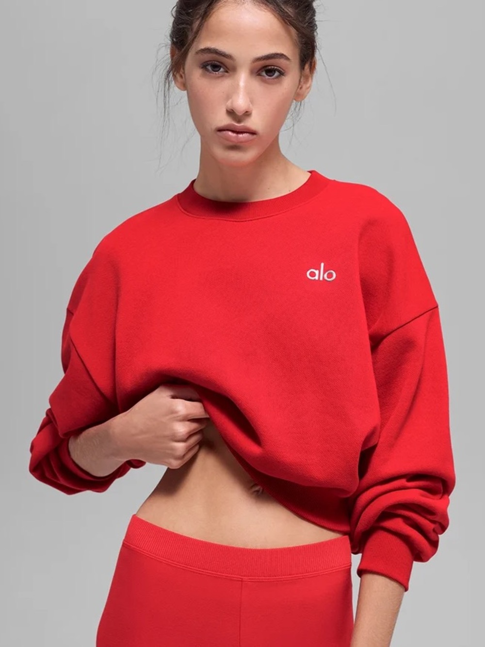 NWT ALO Yoga Cropped Accolade Crewneck in Bright Red - M